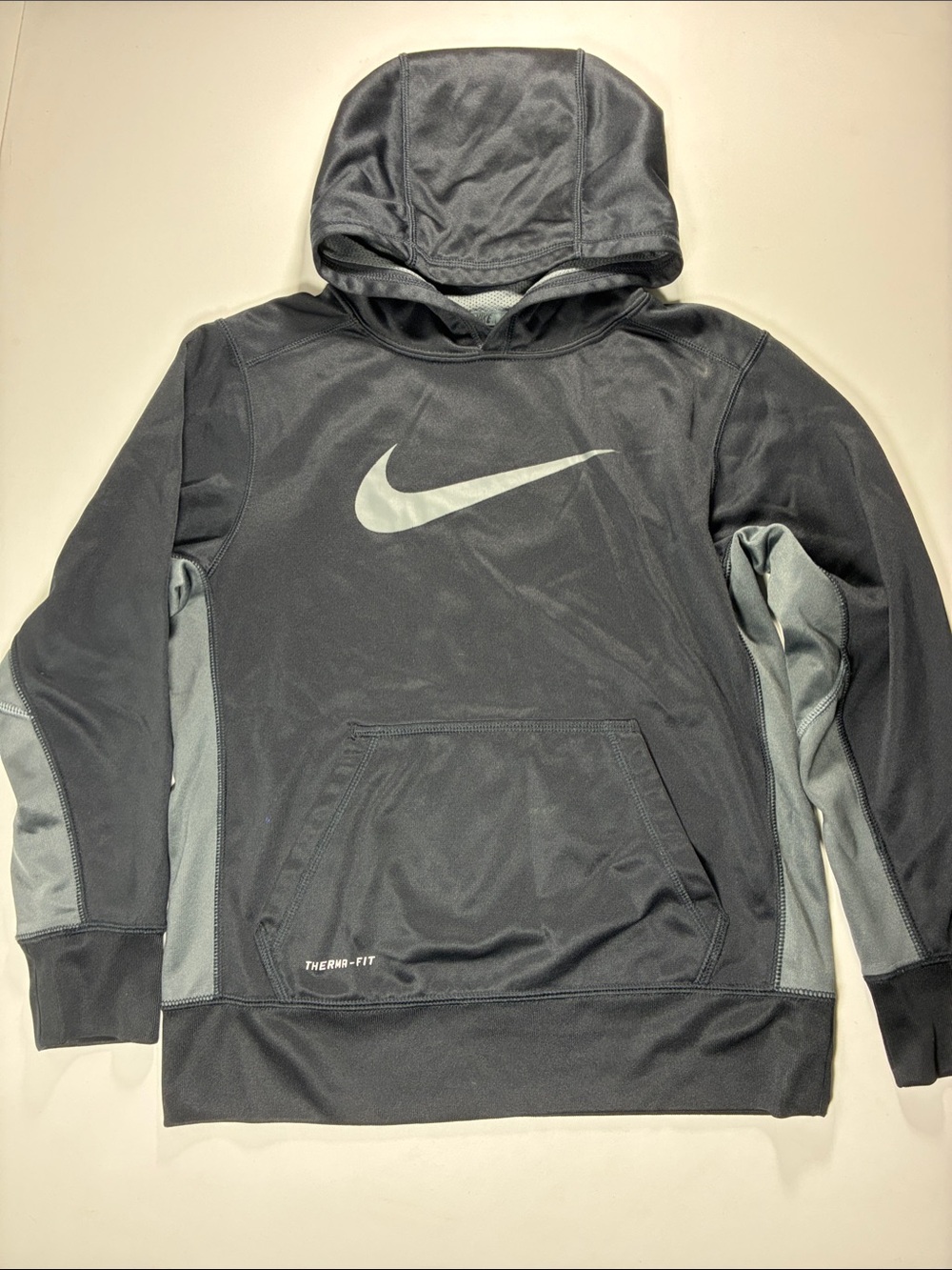 Nike Black & Gray Therma-FIT Pullover Hoodie, size M